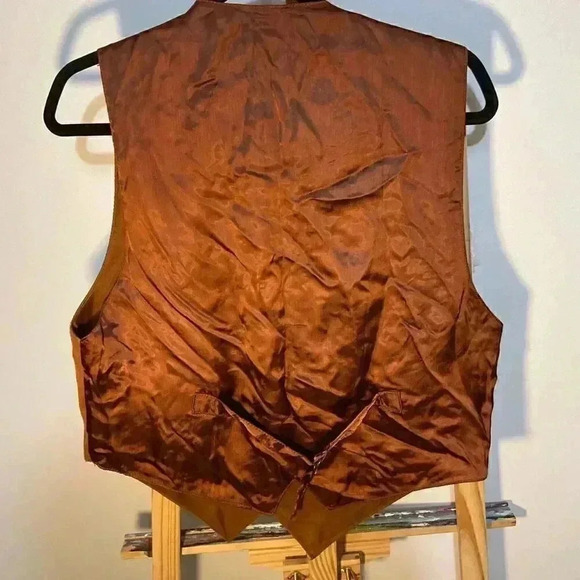 Mine & Bill’s outfitters vest used - Picture 4 of 12